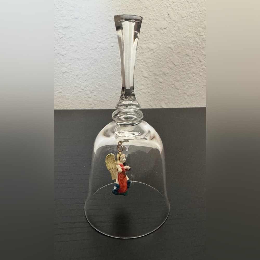 VTG Crystal Glass Bell W/Angel figurine.